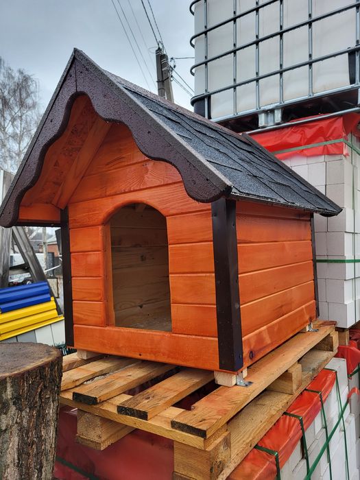 Будка для собак з деревини