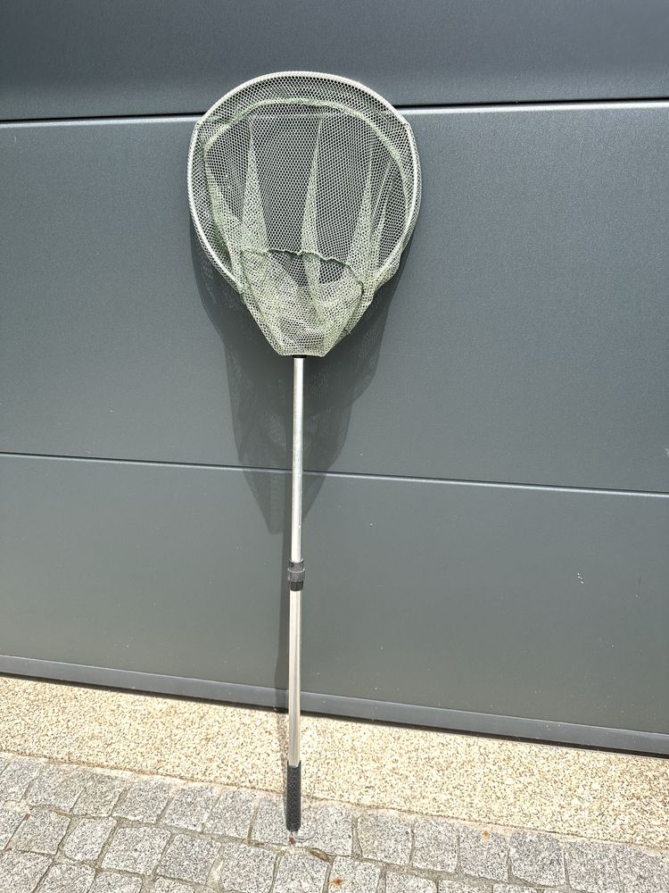 Rede extensivel para limpeza de piscina