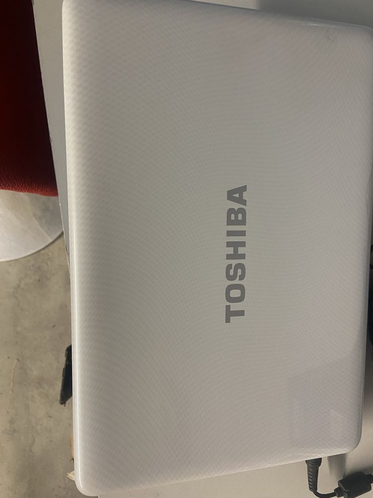 Toshiba portatil impecavel
