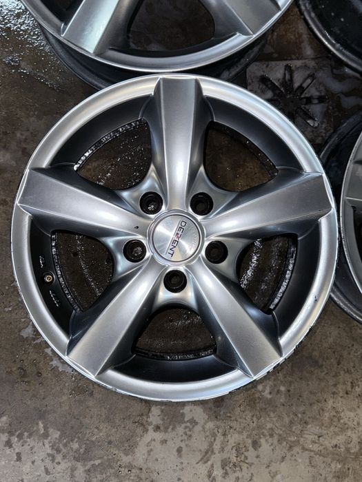 Komplet Felg Aluminiowych Dezent 15” 5x112 ET38 KBA 45656