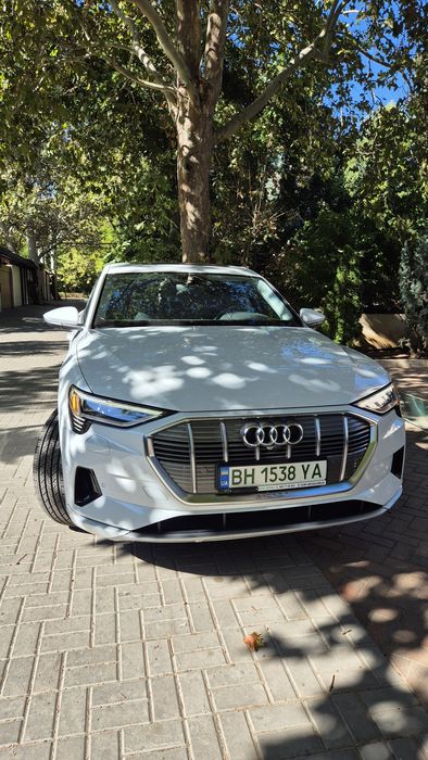 Продам Audi Etron Sportback 95 kWh 2020