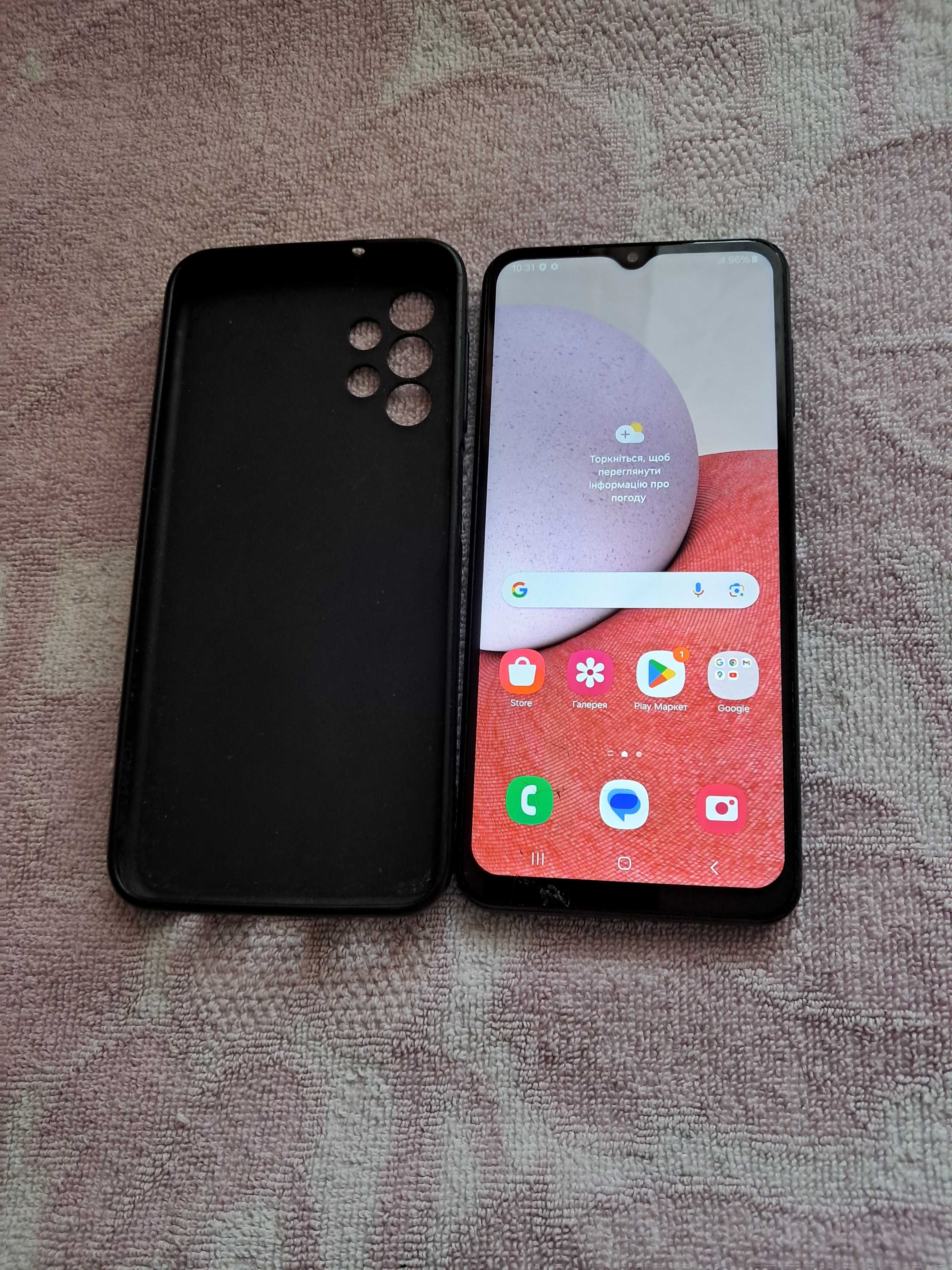 Samsung А13. 4/64 .2сим трохи битий.