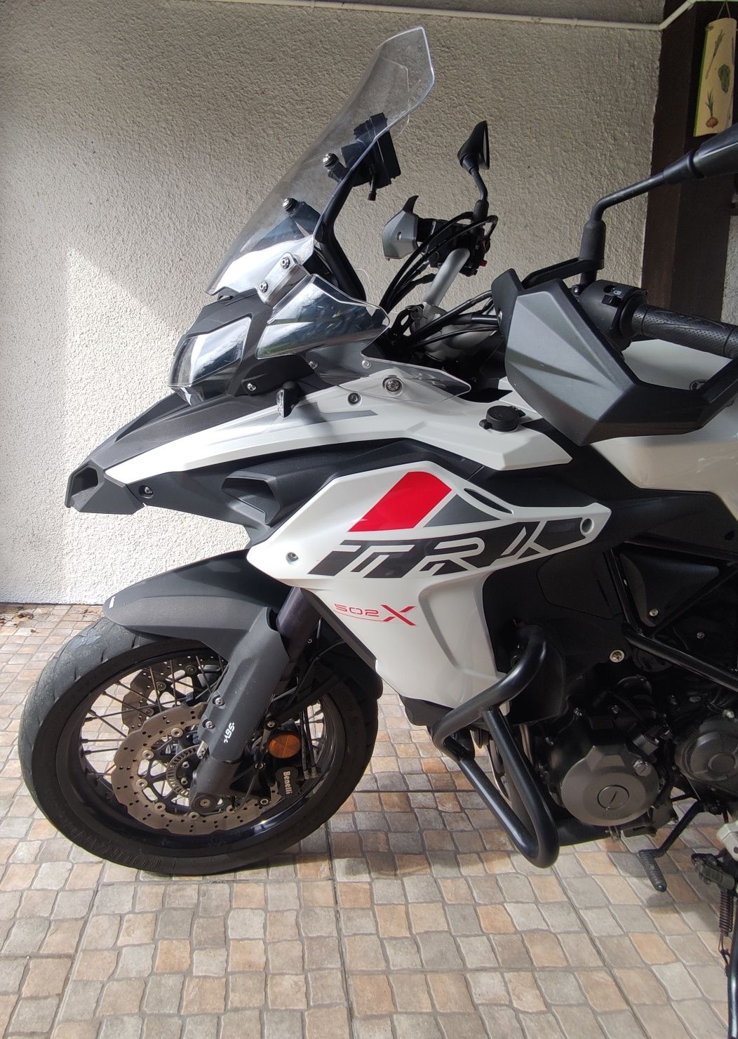 Benelli TRK 502x