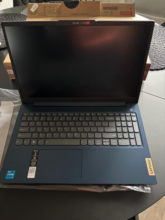 NOWY laptop Lenovo IdeaPad slim 3