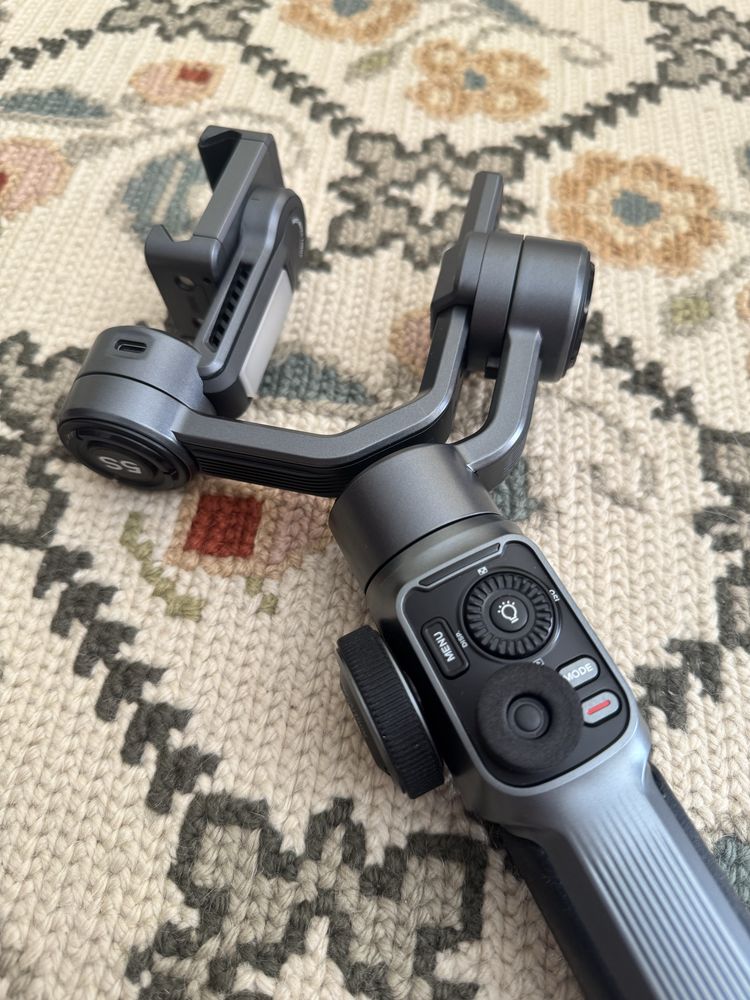 Zhiyun Smooth 5S