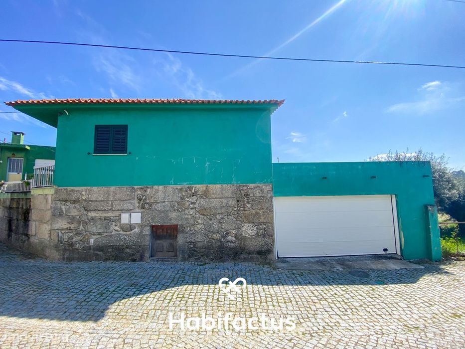 Moradia T4 +1 para venda em Várzea Cova de Tavares, Mangualde - Viseu