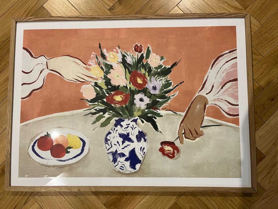 Plakat - Kwiaty w niebiesko-białym wazonie w dębowej ramce