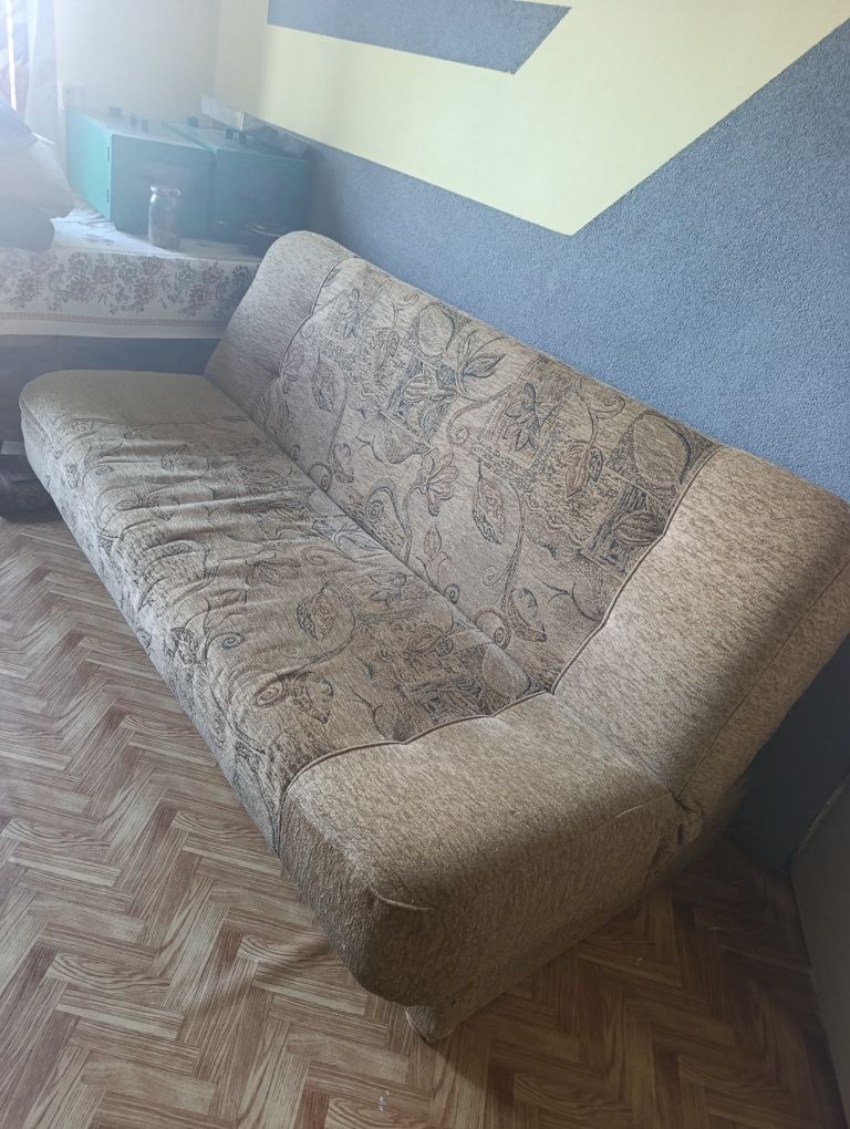 Wersalka i dwa fotele
