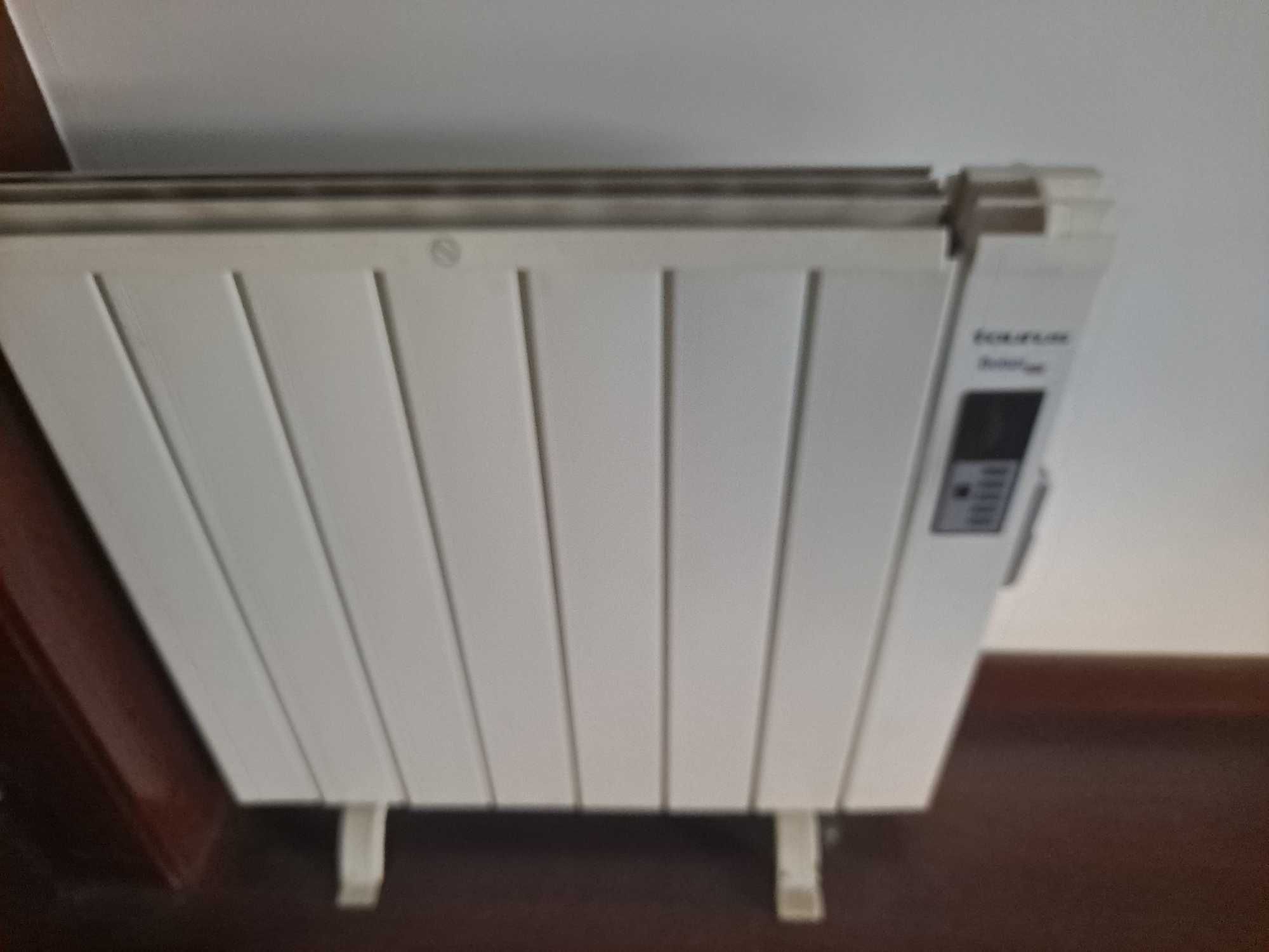 Aquecedor inércia Taurus - Dubai 900w
