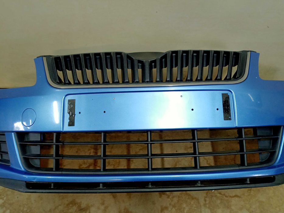 Skoda Fabia 2 FL lift zderzak przód przedni kolor niebieski oryginał