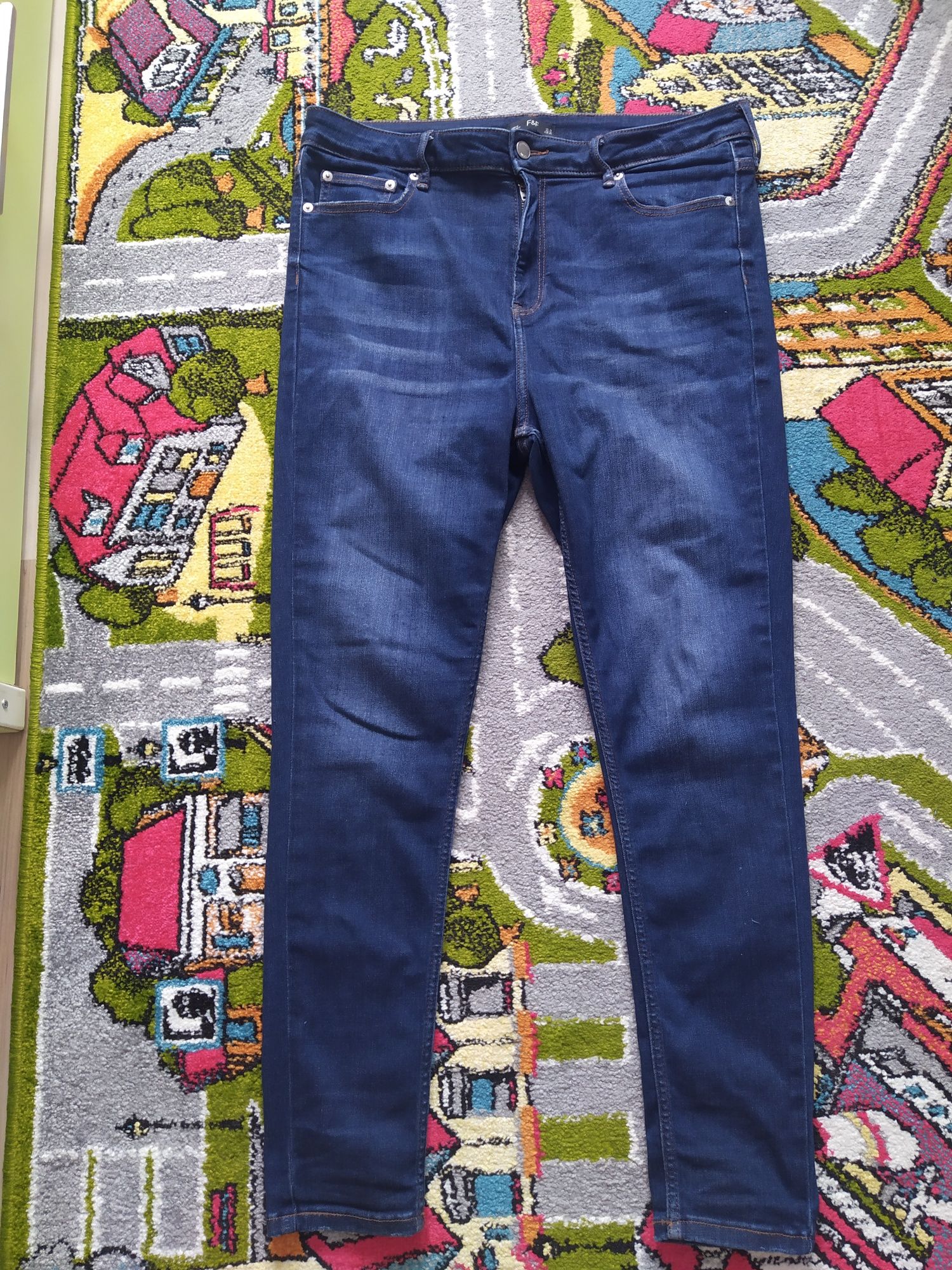 Spodnie jeans f&f r 44
