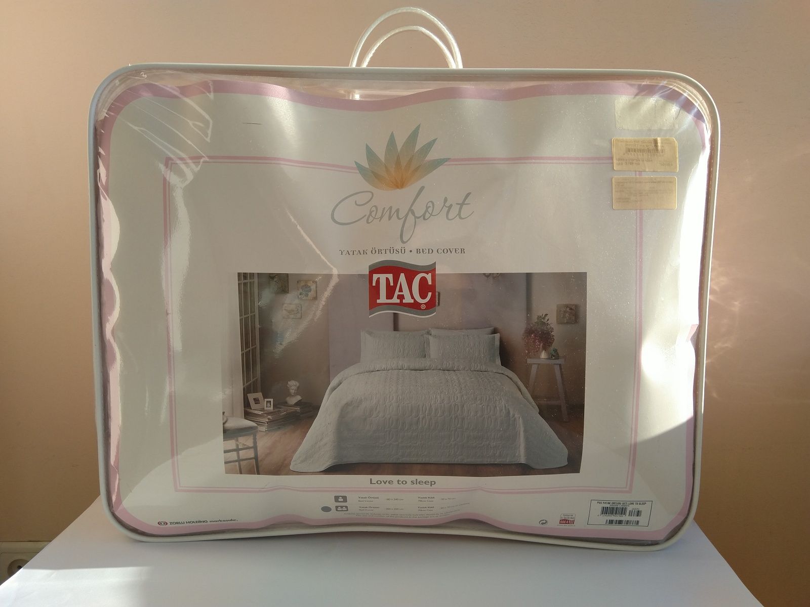 Покрывало TAC Comfort Love to sleep 260*250, 2 наволочки 50*70