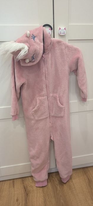 Ciepły kombinezon onesie piżamka dla dziewczynki rozmiar 122