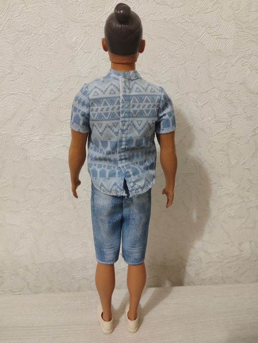 Ляльки Барбі, Кен