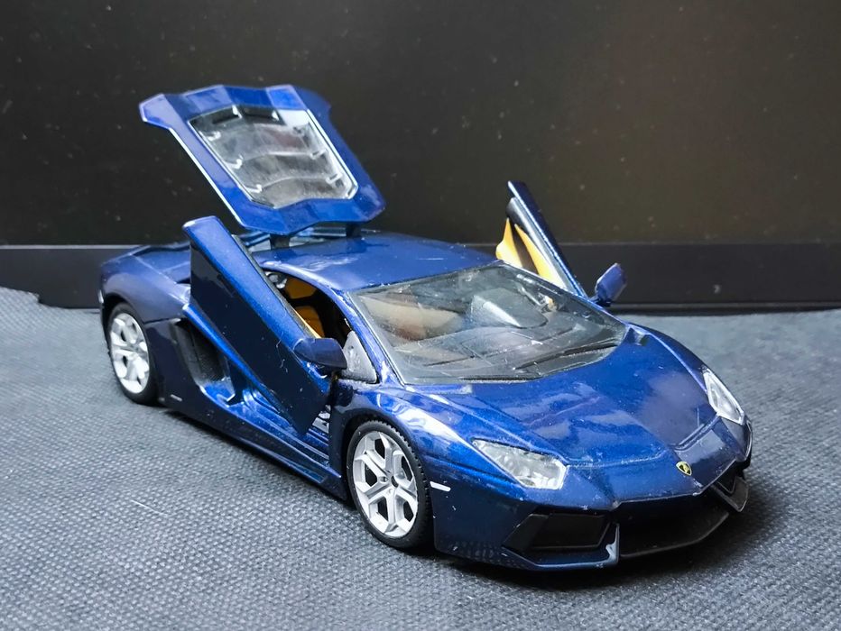 Модель Lamborghini LP700-4 Maisto 1/24