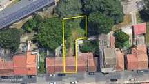 Moradia V3 c/ Jardim, próximo ao Jardim da Corujeira