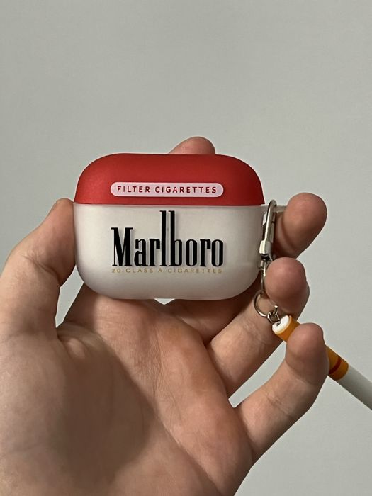 Чохол на AirPods Pro2 Malboro