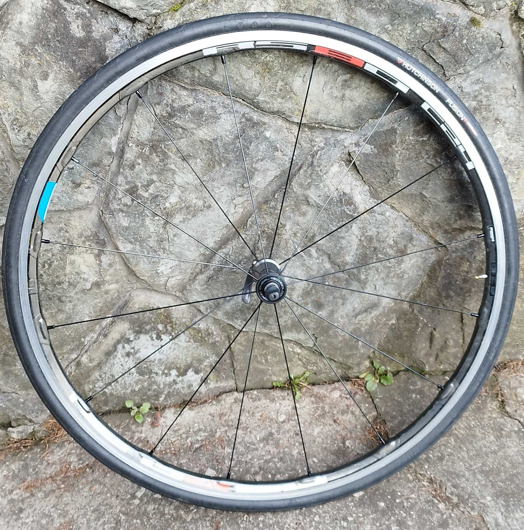 Koła Shimano WH-RS80