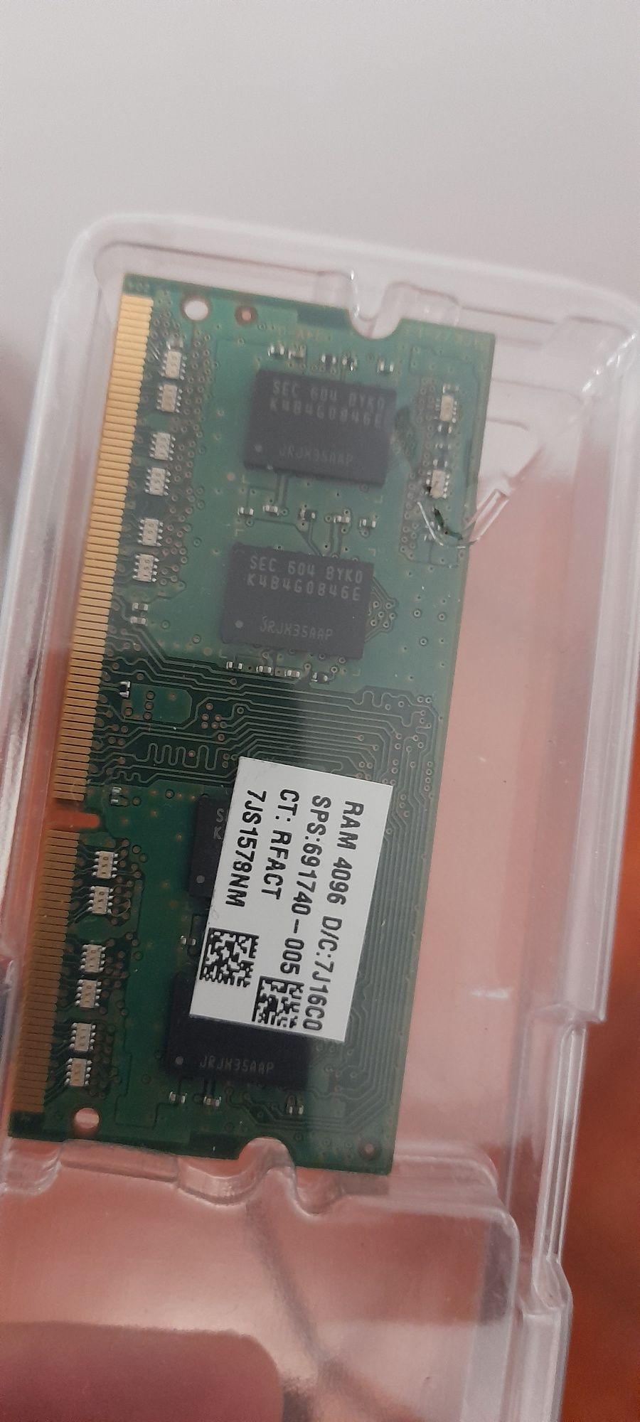 2x4GB RAM DDR3 Samsung 1600MHz SO-DIMM para portátil



2x4GB RAM DDR3