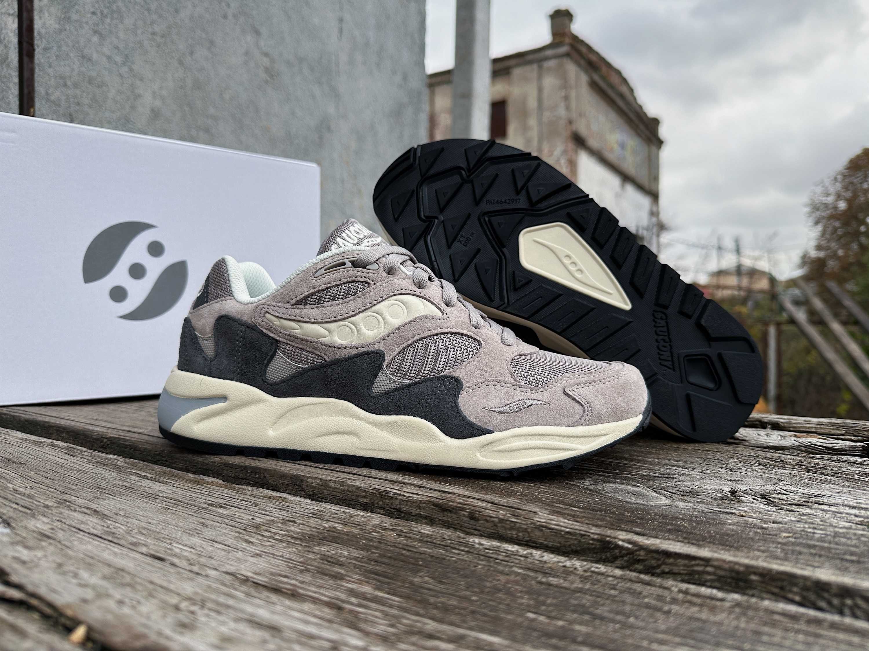 Мужские кроссовки Saucony Grid Shadow 2 (3 цвета) Оригинал