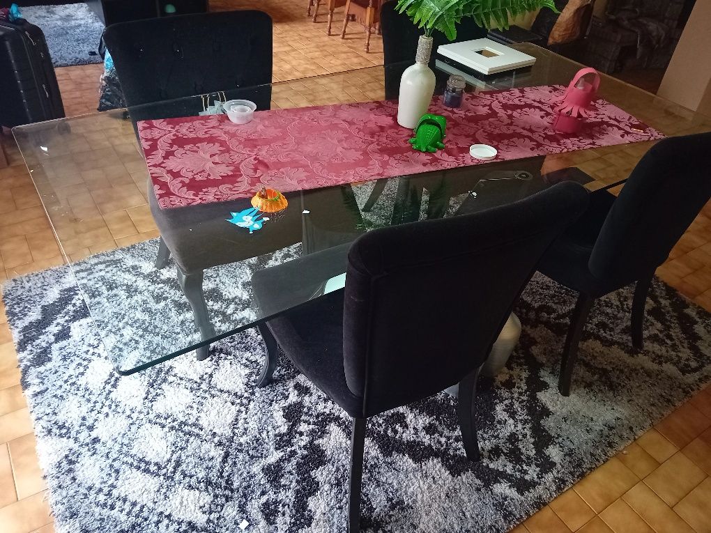Mesa de vidro + cadeiras