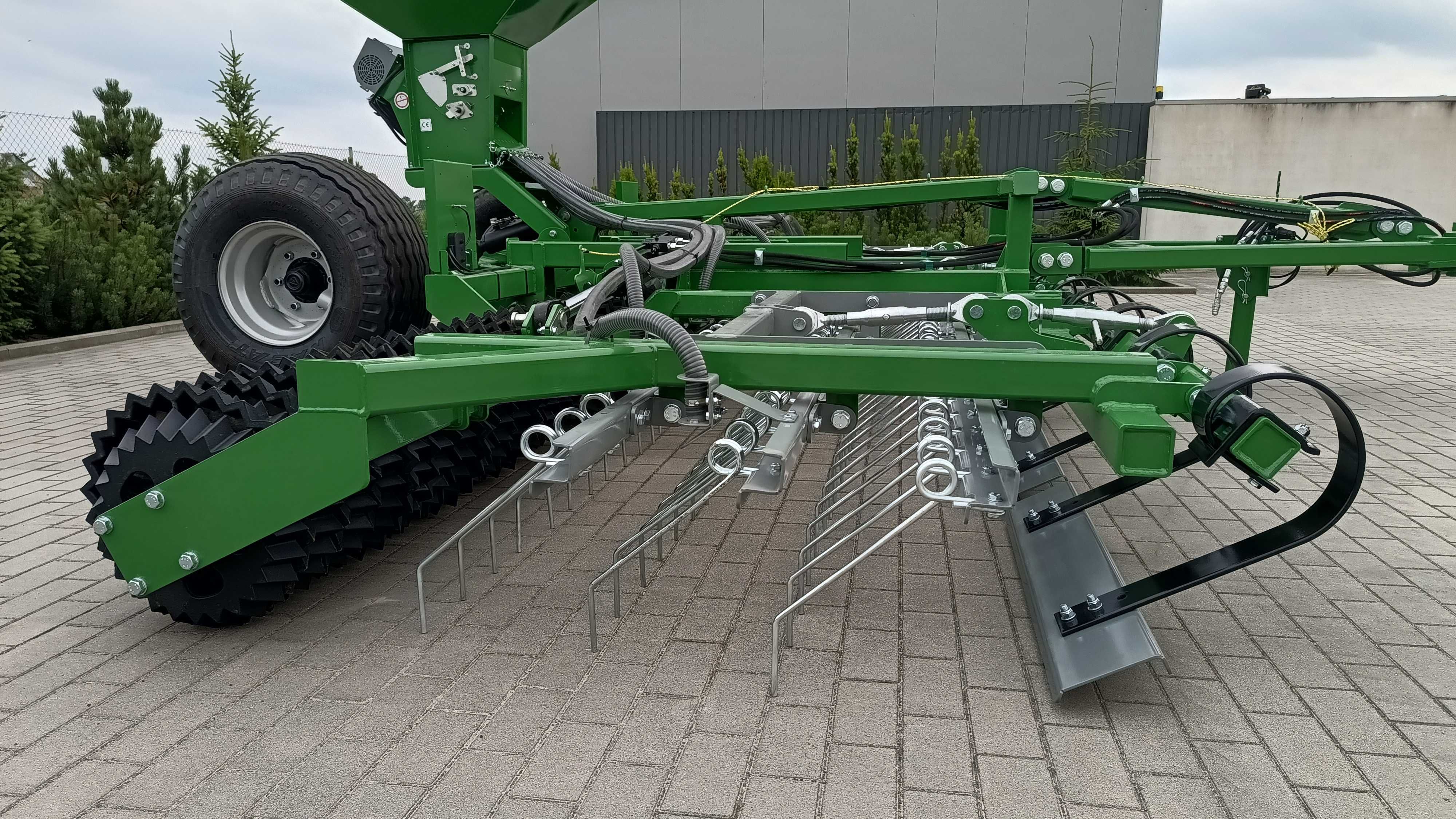 Areator agregat łąkowy Gras Mix  6m podsiew traw