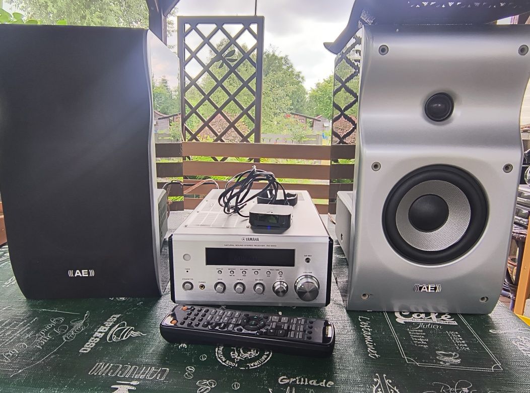 Yamaha Pianocraft rx-e810 z pilotem i Bluetooth plus kolumny AE linear