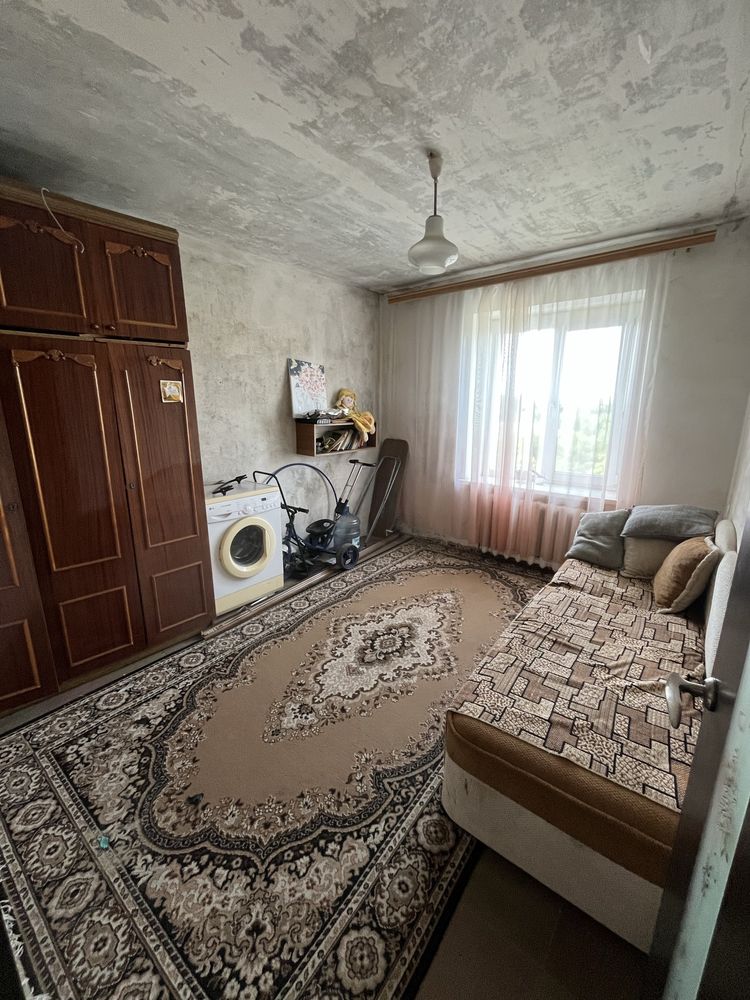 3 кімнатна квартира по вулиці Максима Чиженка