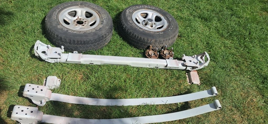Kompletna Oś do przyczepki bardzo solidna z Dodge Caravan  Chrysler Vo