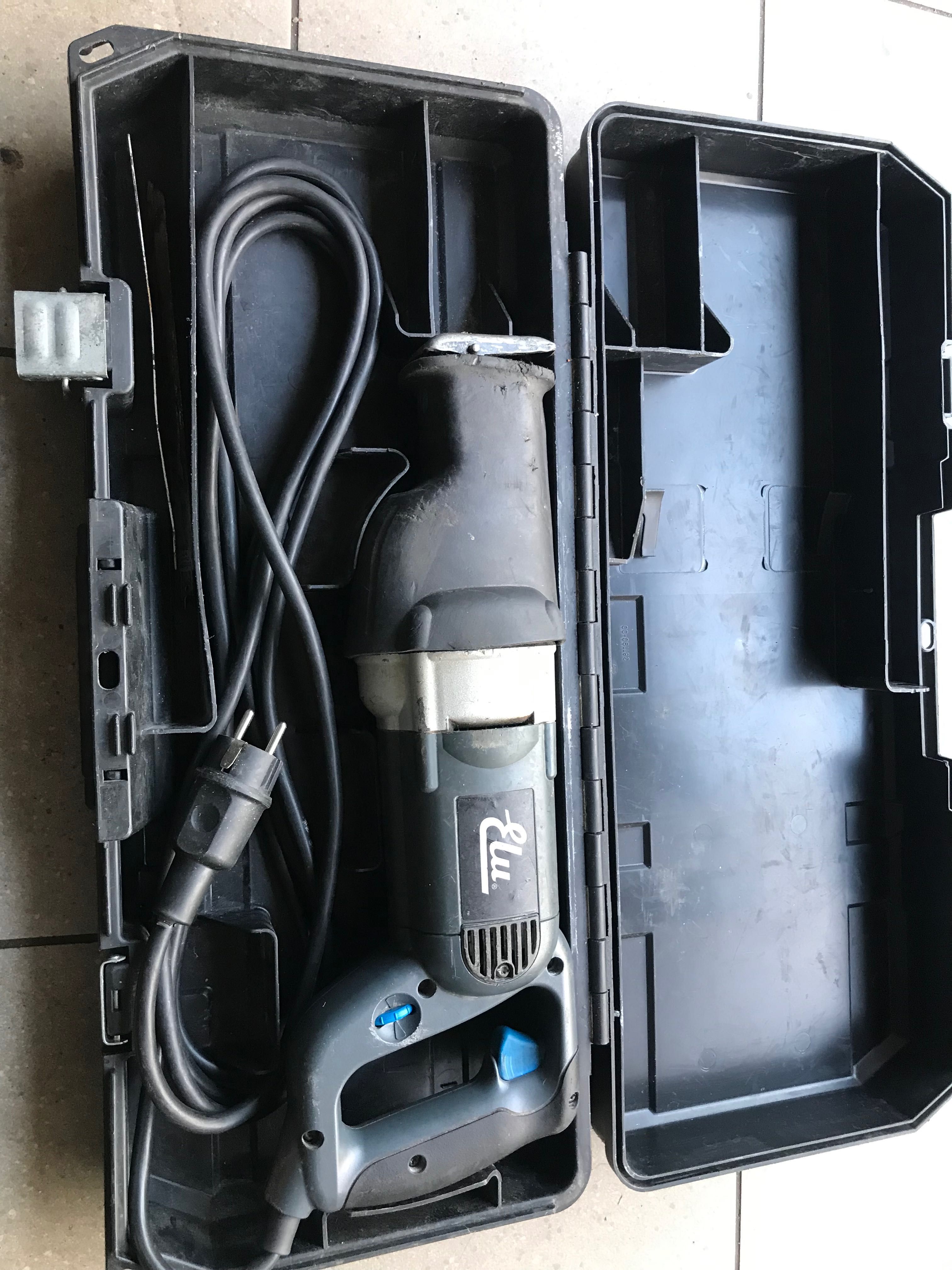 Piła szablasta Elu DeWolt 1025W