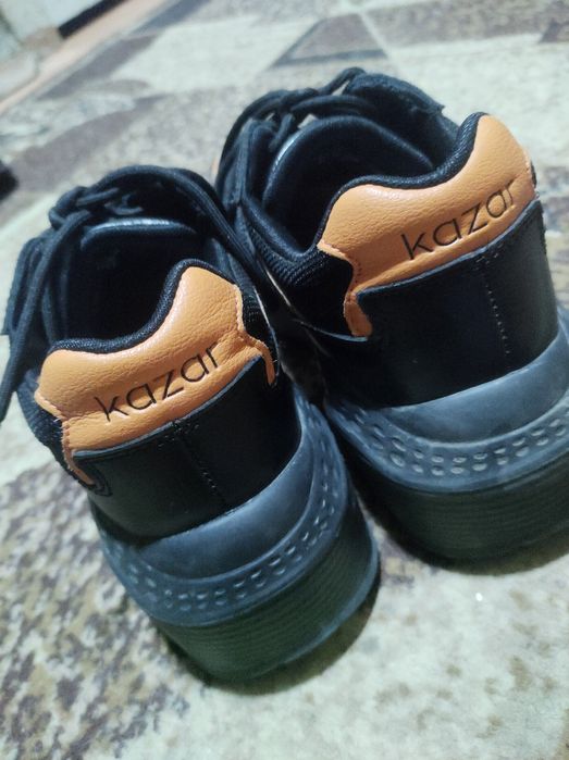 Кросівки жіночі чорні