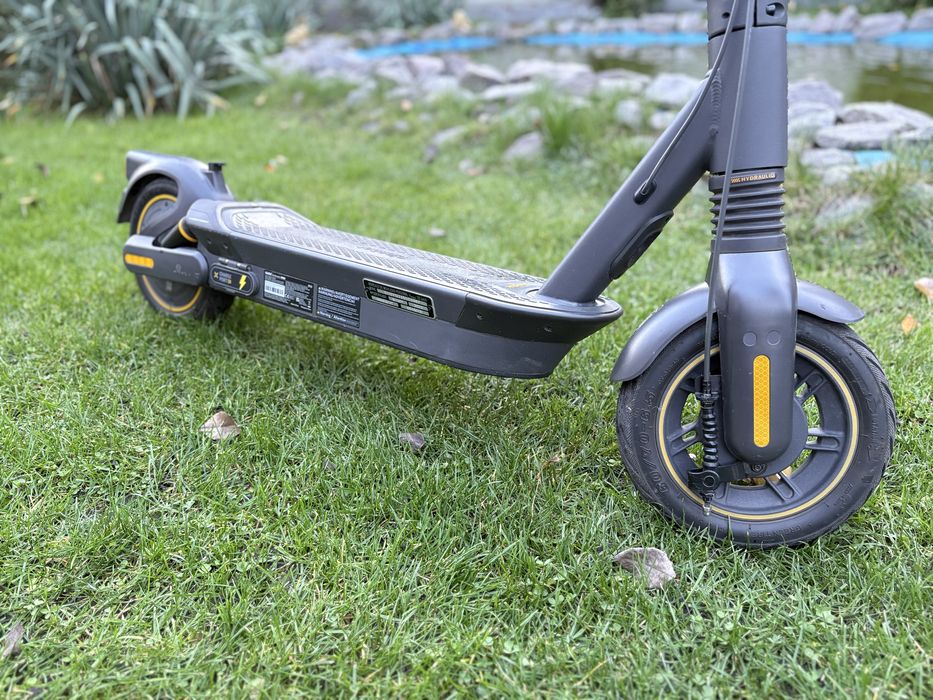 Электросамокат б/у Segway.Ninebot Max G2E