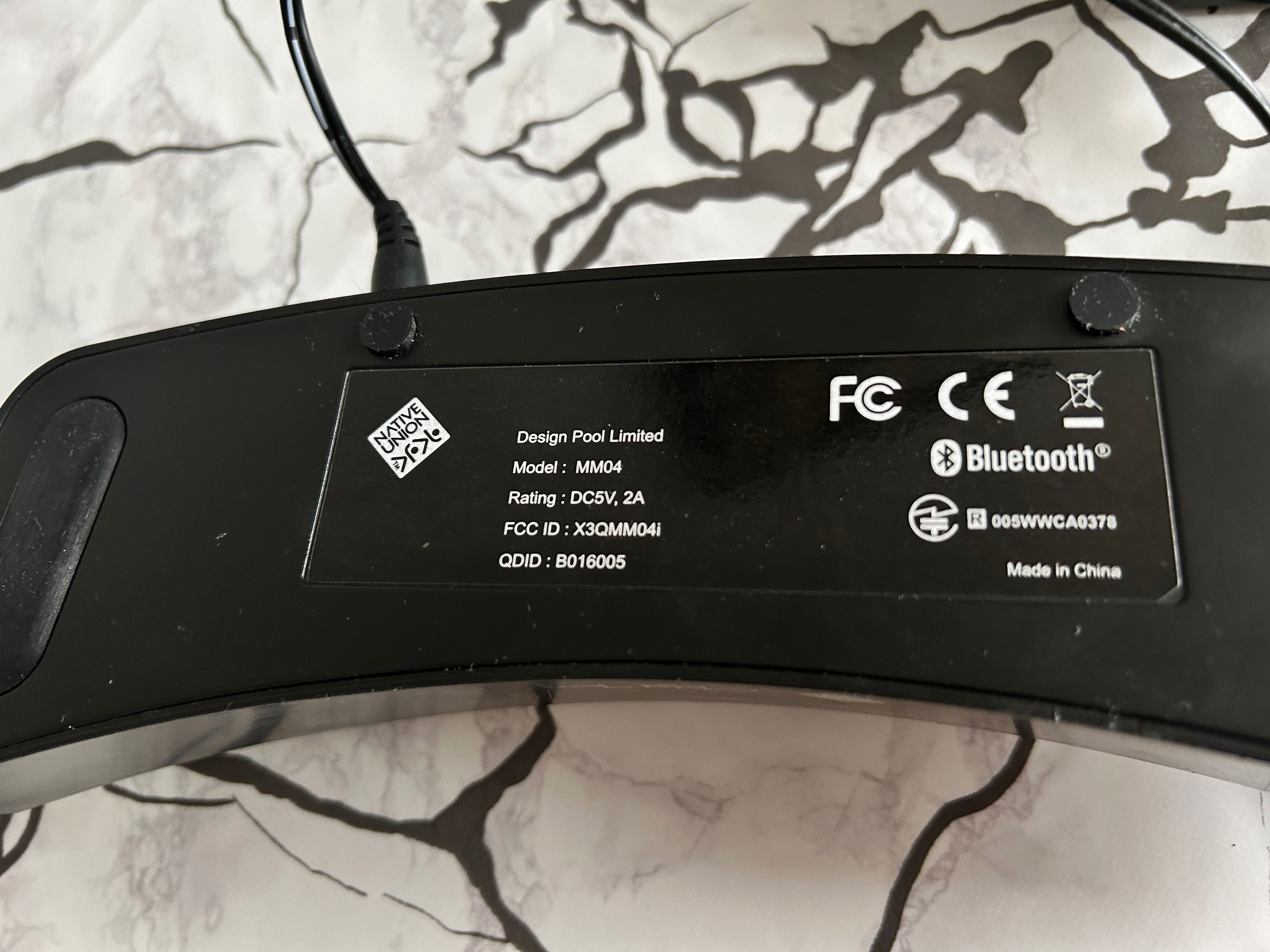 Sluhawka bluetooth Native Union Moshi Moshi 04