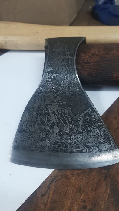 Топор сокира подарок травлення