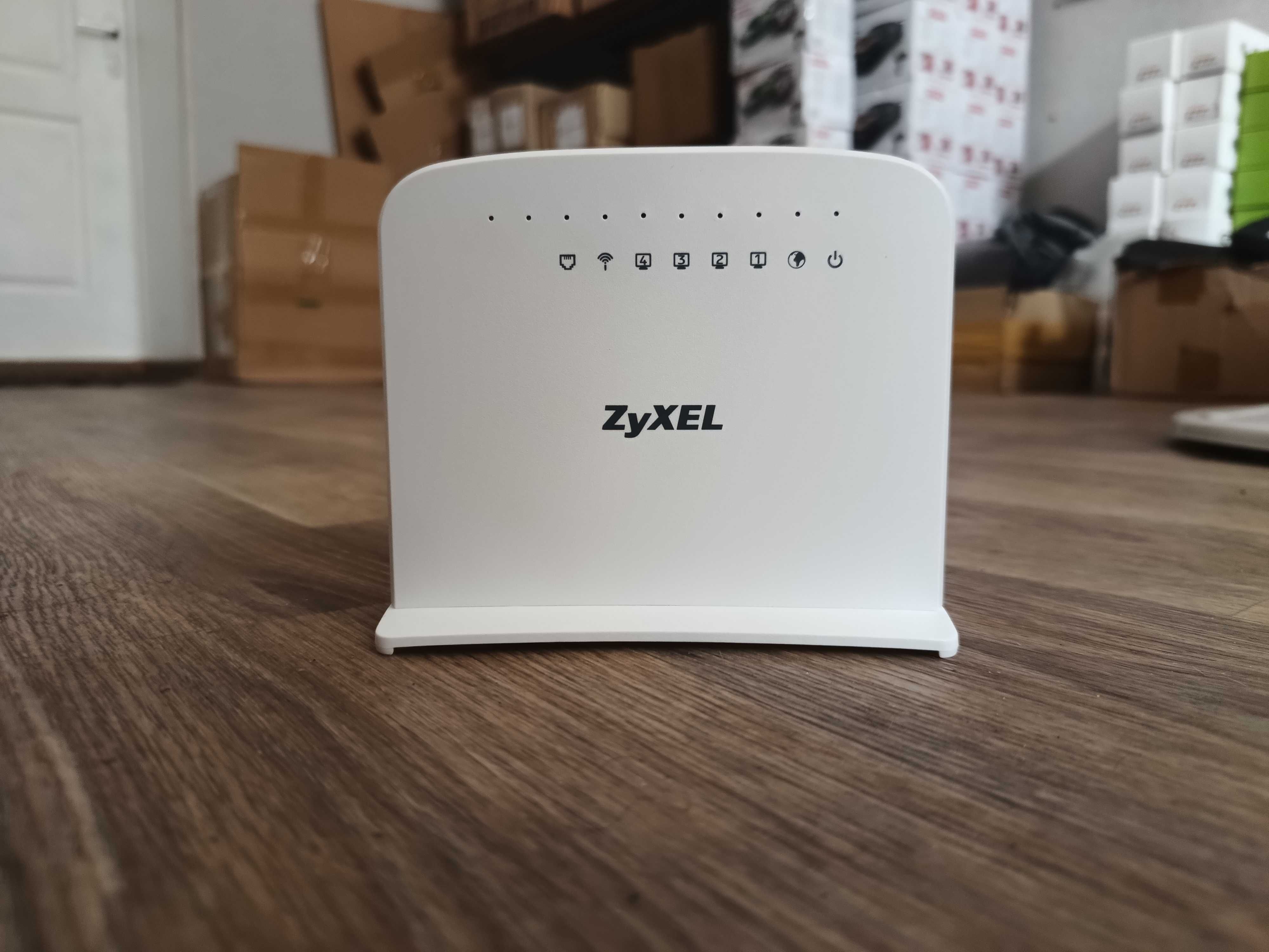 Wi-Fi роутер ZyXEL AMG1302-T30D білий