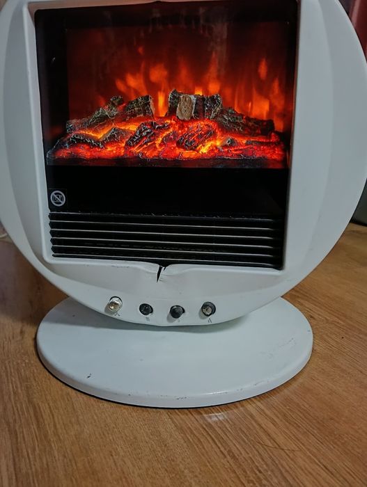 Mały kominek elektryczny
