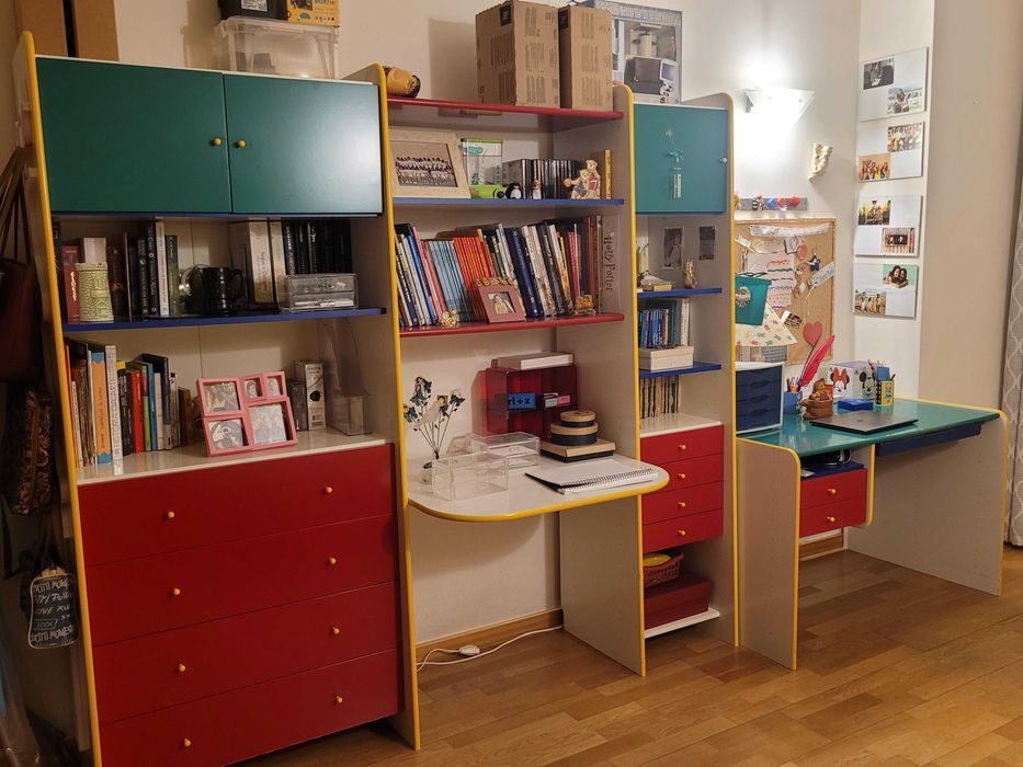 Quarto rapariga/rapaz em madeira de boa qualidade e em bom estado