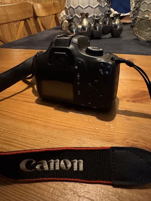 Câmera Canon EOS 4000D