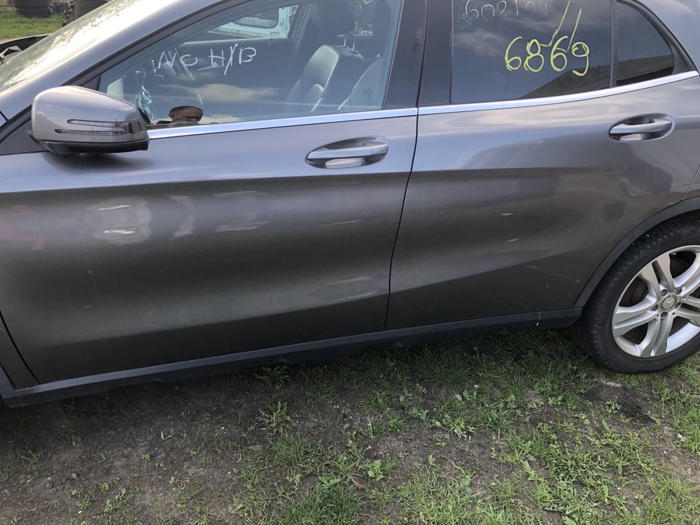 Mercedes Gla x156 Maska zderzak blotnik