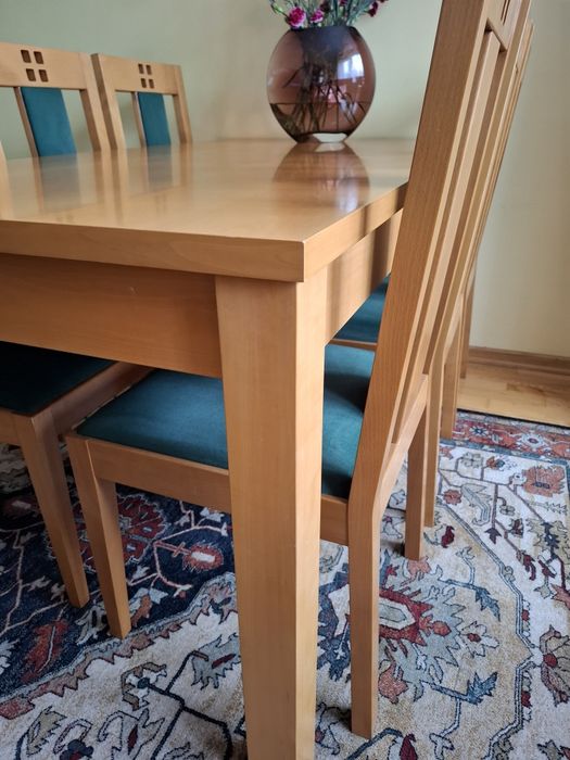 Stół oraz krzesła 6 szt