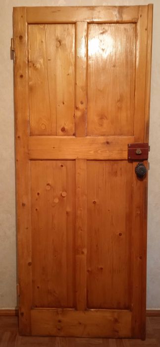 дверi вхiднi деревянi