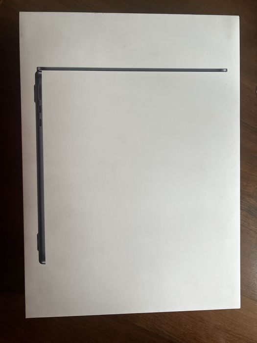 MacBook 13 air m3 2024 100% + сумка чохол