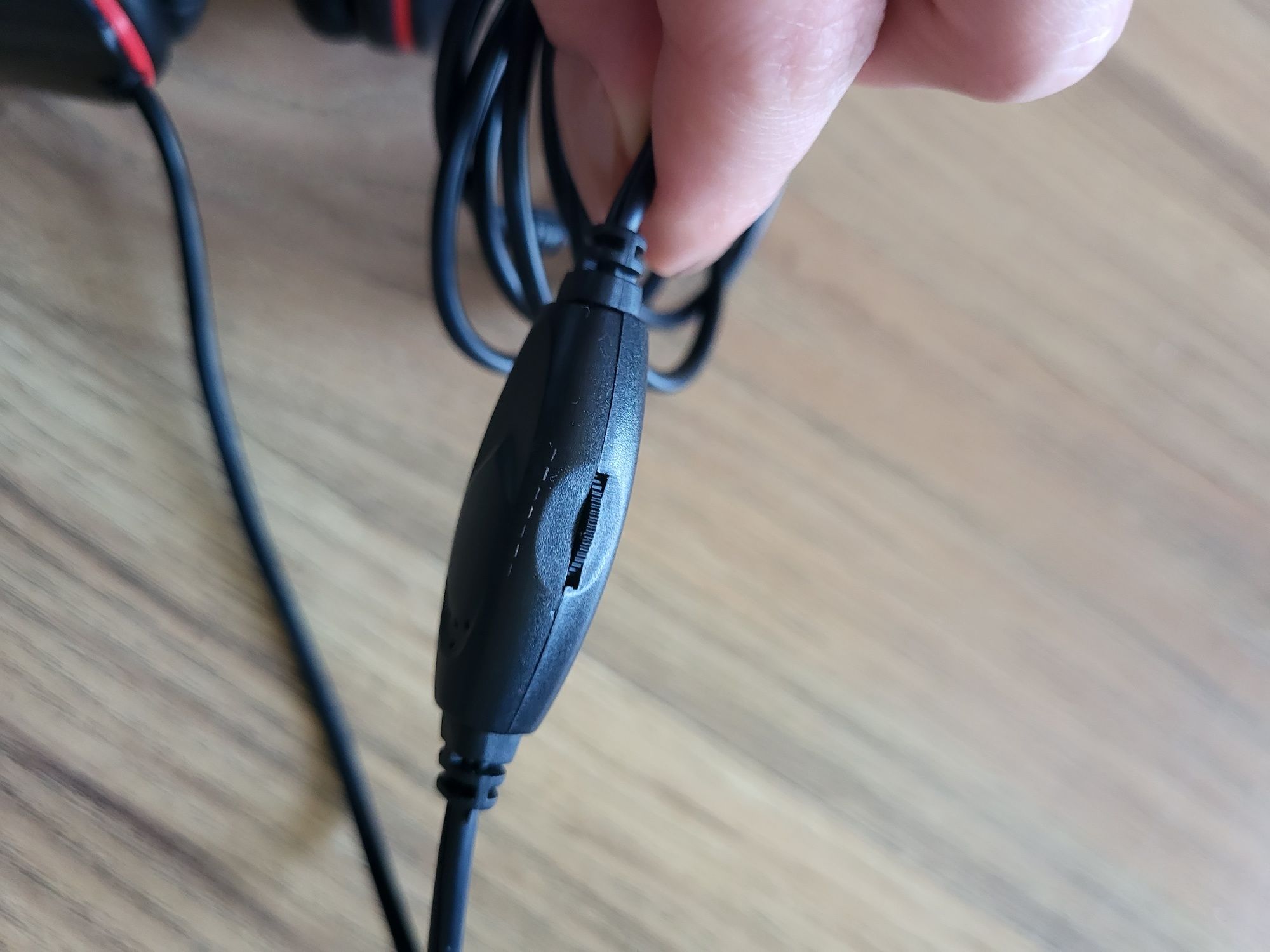 Rebeltech słuchawki z mikrofonem