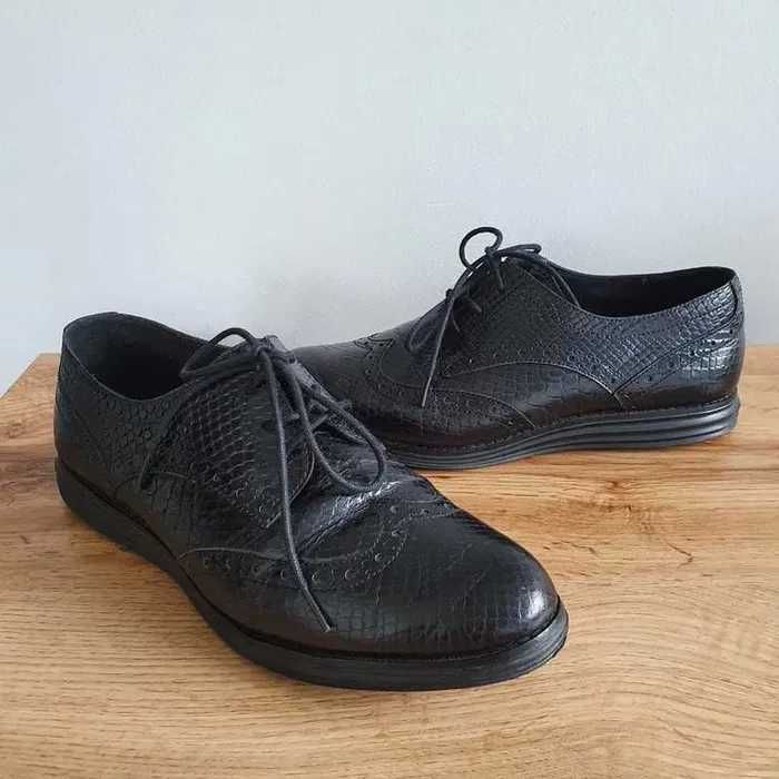 COLE HAAN skórzane półbuty typu oxford 39