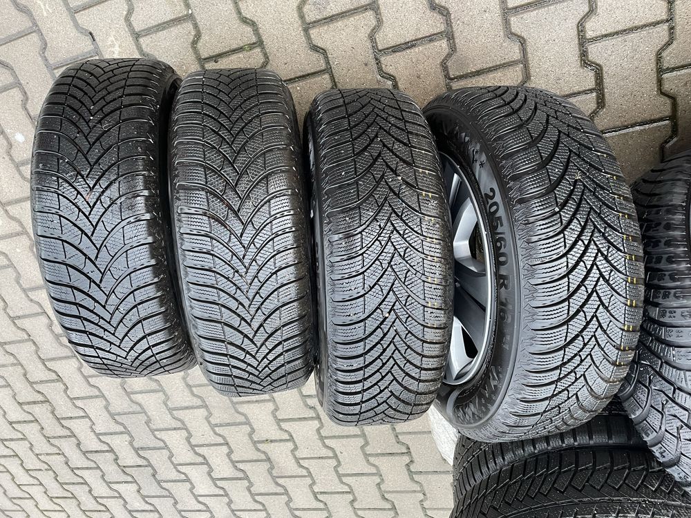 Kola zimowe dacia sandero jogger 16 calu 4x100 opony 205/60/16 semperi