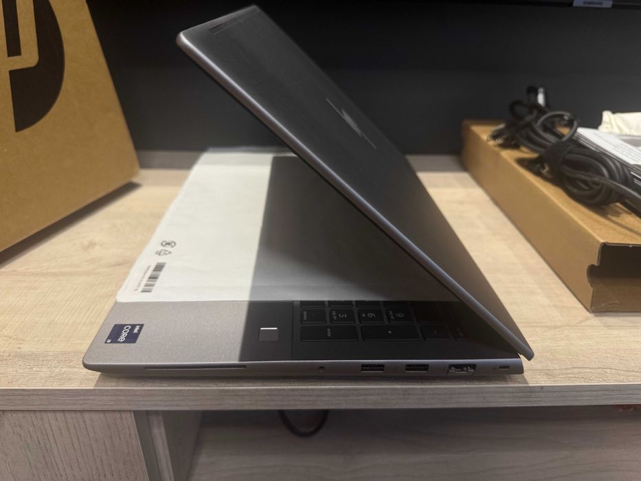 новий HP ZBook Fury 16 G11 (AM192UP) i9/32GB/2TB/RTX 4000 Ada