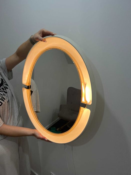 Przepiękne lustro retro z podświetleniem