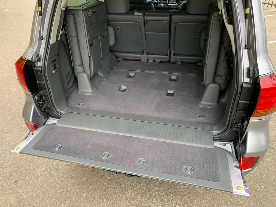 Lexus LX 570 один владелец! Вся по Тойоте!