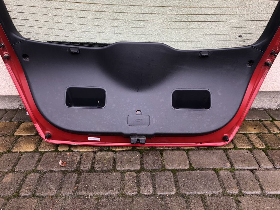 Кришка багажника Ляда Hyuindai I20 Хюндай і20 Комплектна