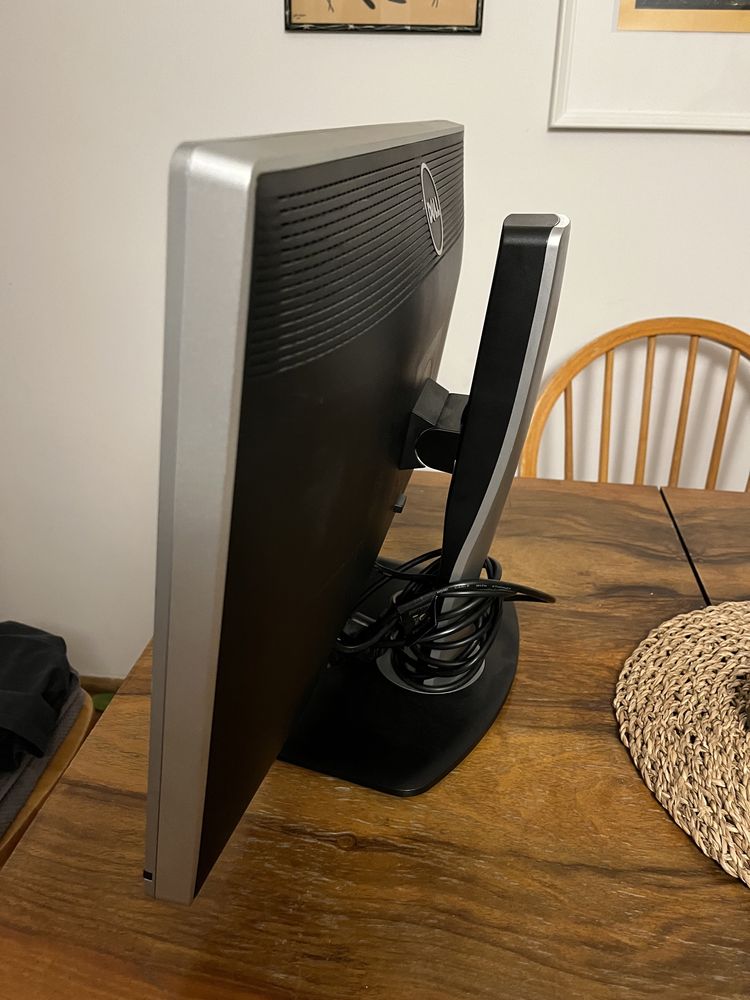 Monitor Dell U2412Mb